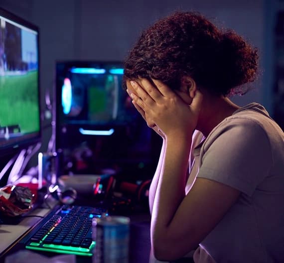 Cyberbullying: o que é e dicas para prevenção